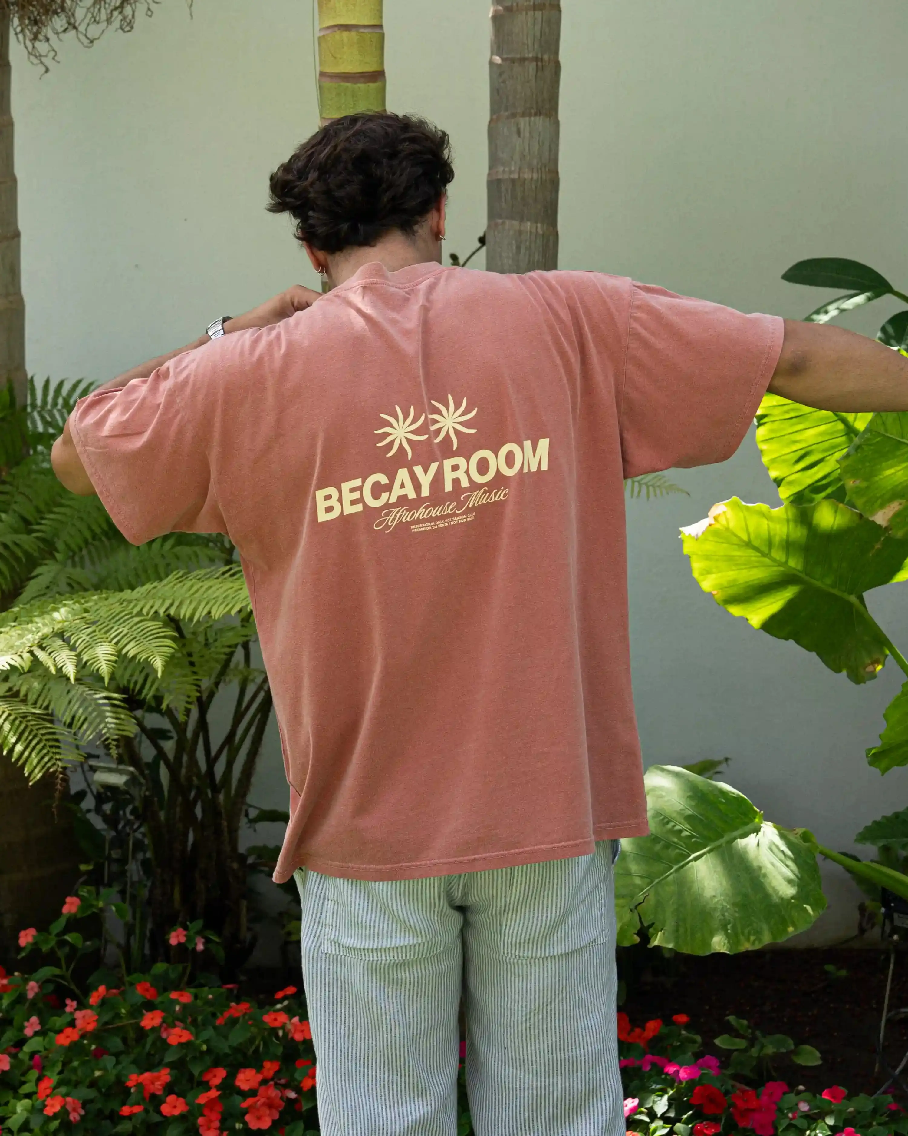 Afrohouse T-Shirt Red - Image 6